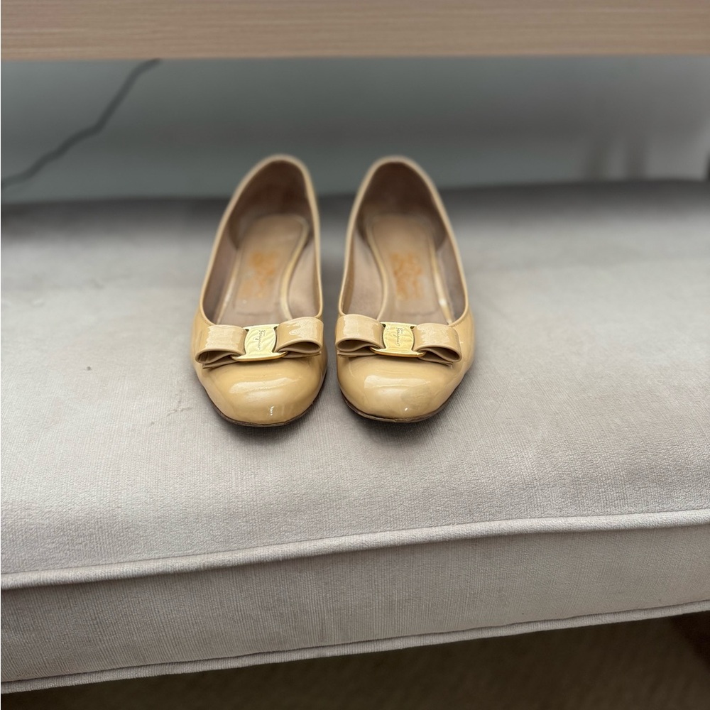 Salvatore Ferragamo Beige Women's Flats